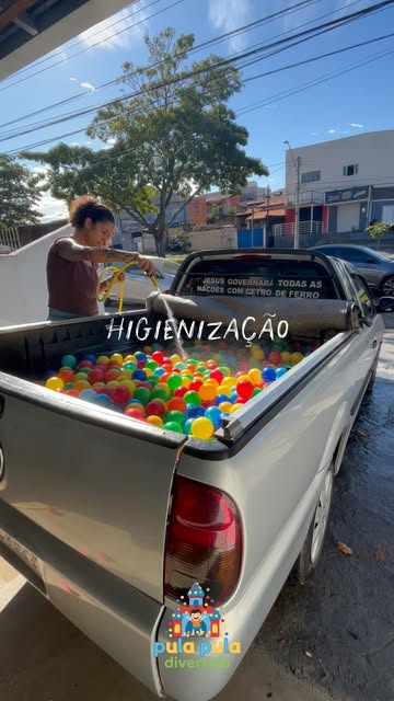 Higienização da piscina de bolinhas